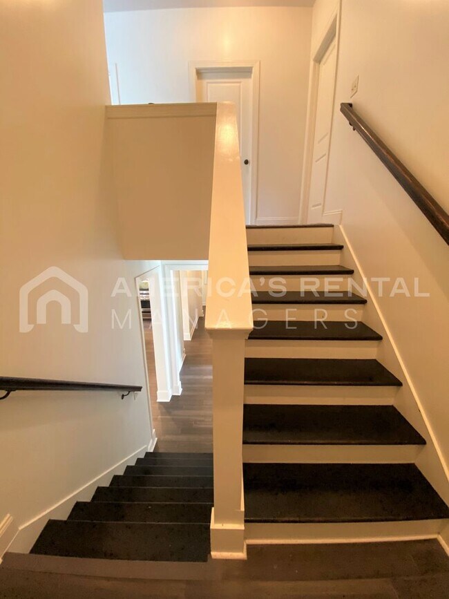 Building Photo - Home for rent in Hoover!!! View NOW!!! ***...