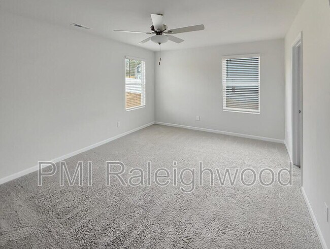 Building Photo - 289 Greenbay St