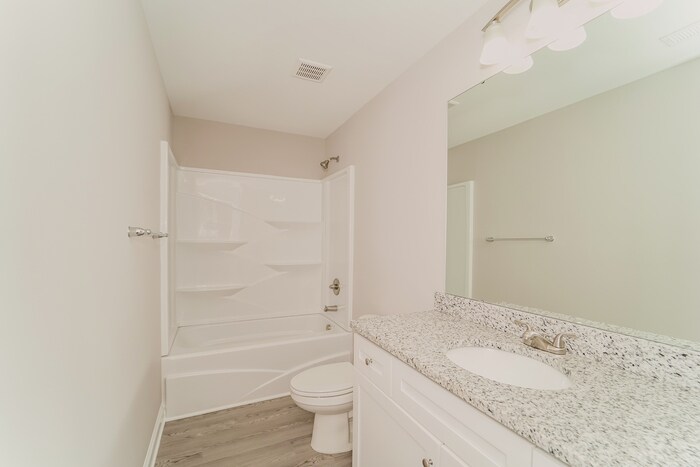 Building Photo - 8610 North Dr