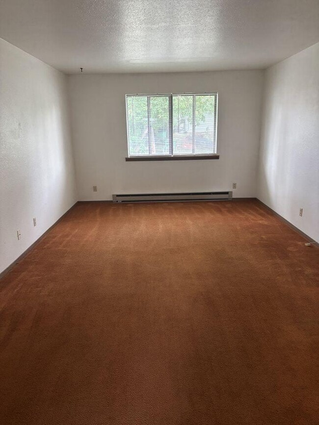 Building Photo - 2 bedroom in Columbus MT 59019