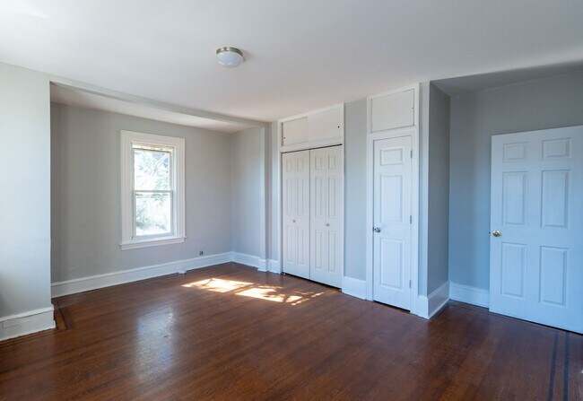 Building Photo - 5800 Spruce St