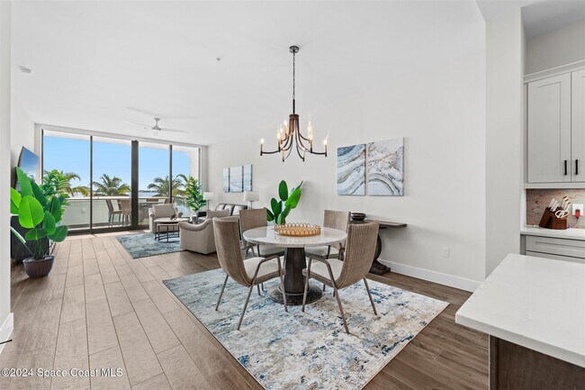 Building Photo - 225 Strand Dr