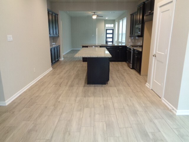 Building Photo - 27029 Sofia Forest Dr
