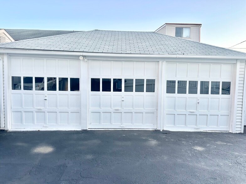 Building Photo - 67 Tremont Ave