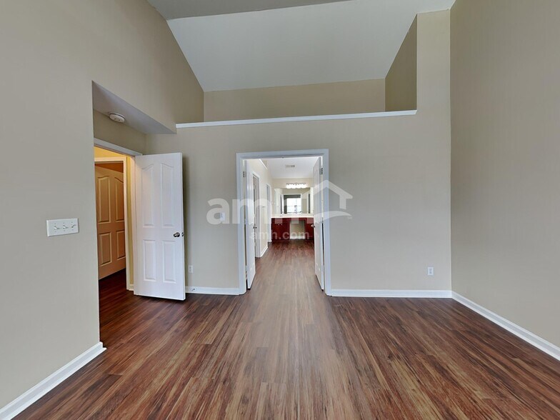 Building Photo - 115 Portland Falls Dr