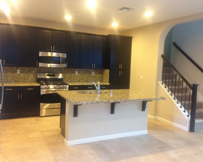 Building Photo - Available on June 1st.  Occupied.  DO NOT DISTURB TENANTS