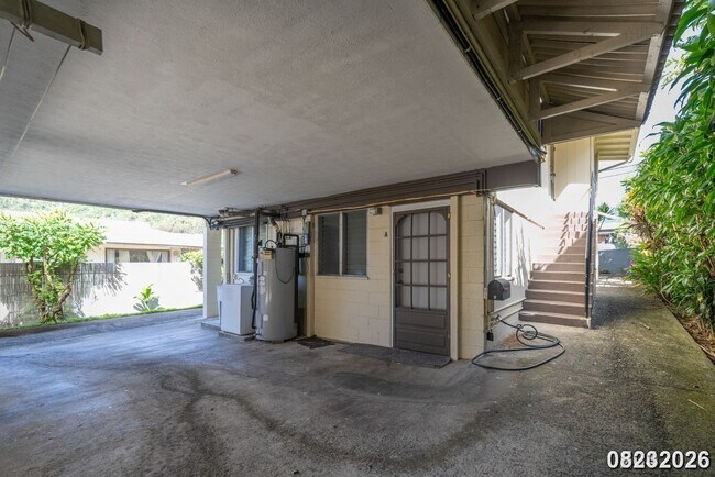 Building Photo - 1835 Akone Pl