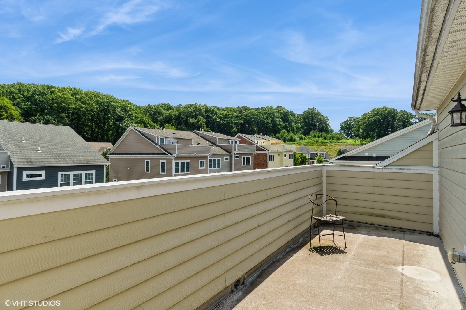 Building Photo - 335 Osona Ln