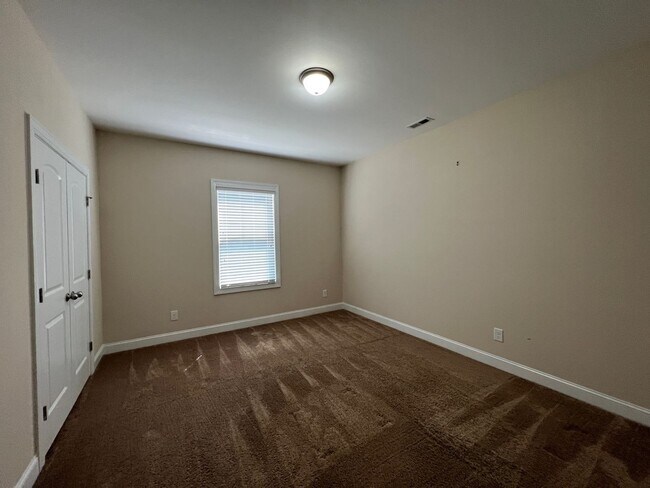 Building Photo - Beautiful 4 Bedroom, 3 Bath Home in Hope M...