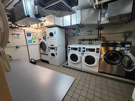 Building Photo - 1760 Second Avenue