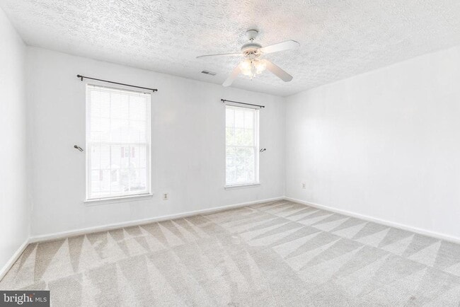 Building Photo - 116 Leeds Creek Cir
