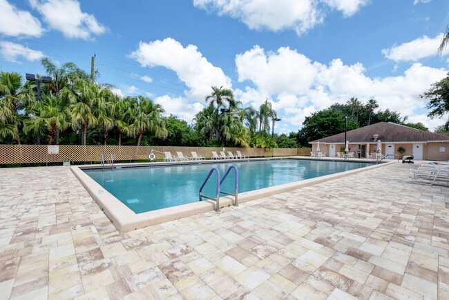 Building Photo - 8256 Summerbreeze Ln