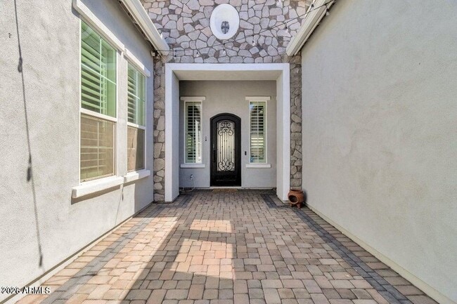 Building Photo - 4449 E Fountain St