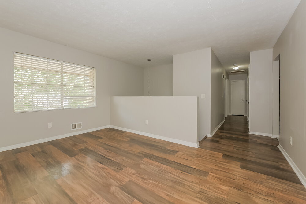 Building Photo - 4522 Doral Dr SW