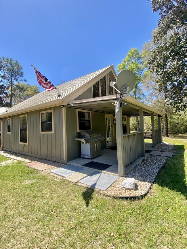 Building Photo - 4069 Christopher Ln