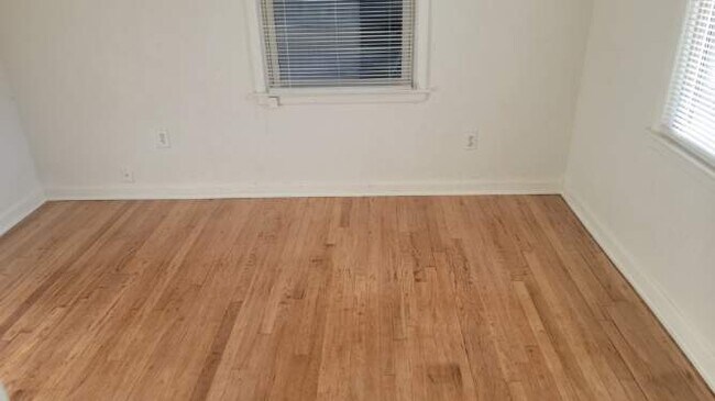 Building Photo - 5016 S Olie Pl