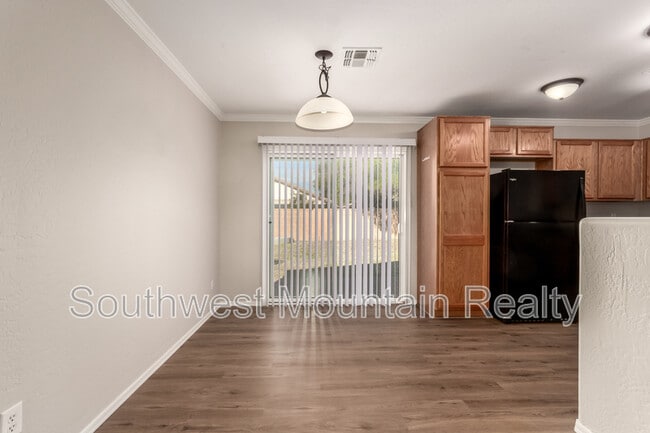 Building Photo - 4136 E Sierrita Rd