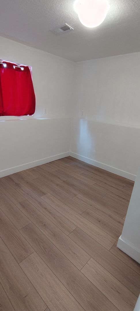 Building Photo - Amazing Basement home for a great value!