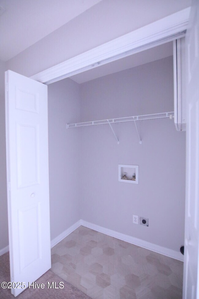 Building Photo - 4275 Williamsbrook Ln