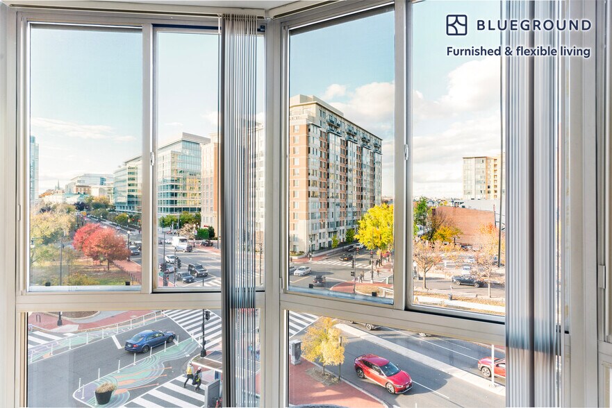 Building Photo - 450 Massachusetts Ave NW