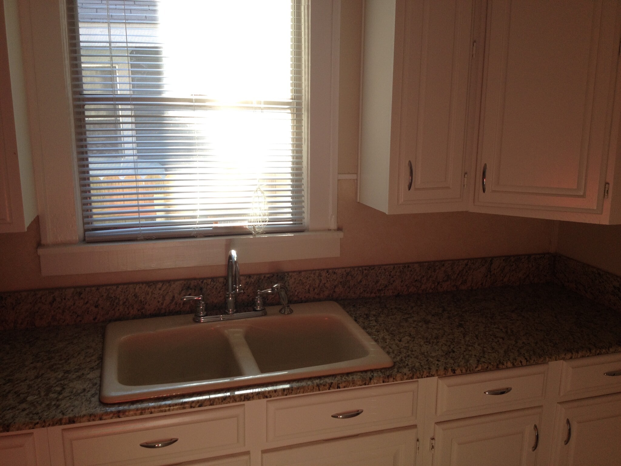 Kitchen - 2406 West Lovers Lane