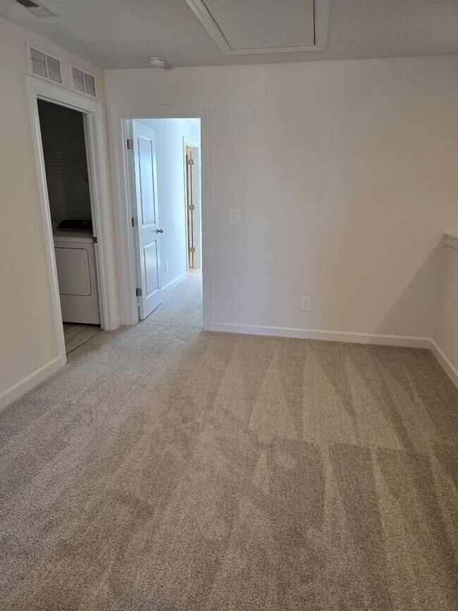 Building Photo - New Construction 3BR/2.5BA Townhome in NW ...