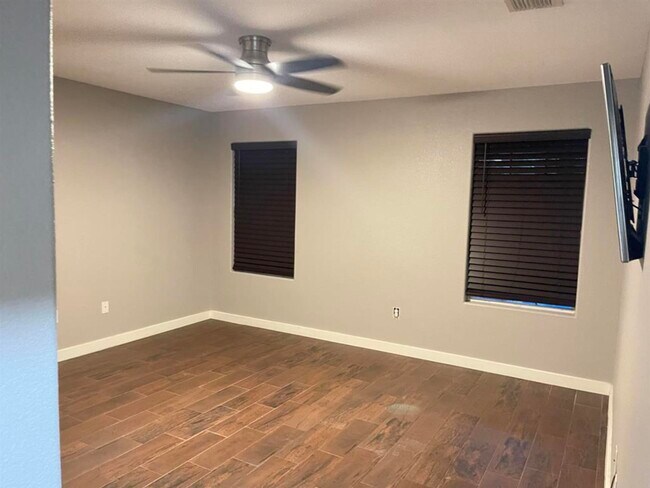 Building Photo - 101 Jacales Court