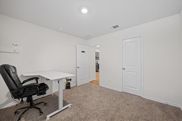 Building Photo - 217 Redbarn Ln