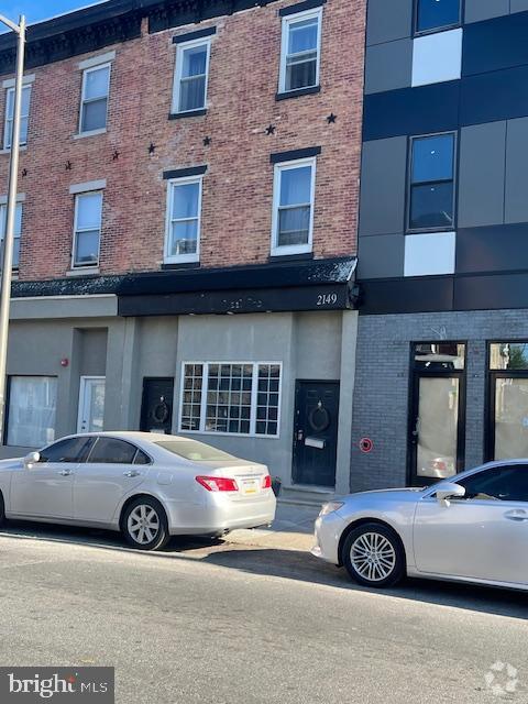 Building Photo - 2149 Ridge Ave