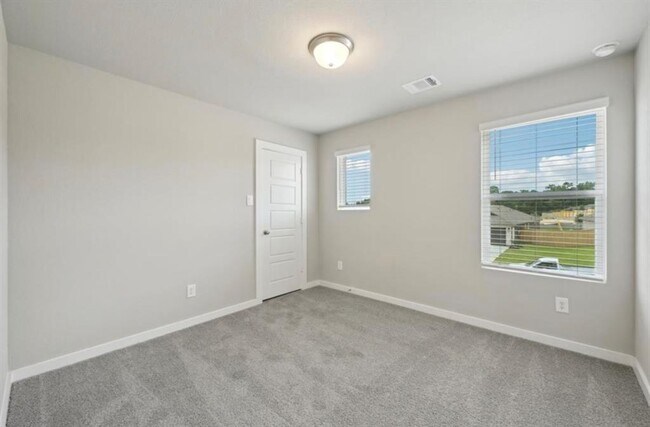 Building Photo - 15529 Olive Ter Trl