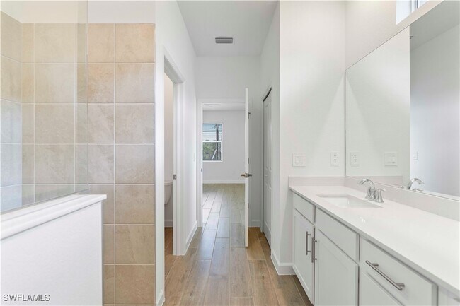 Building Photo - 15077 Jadestone Dr