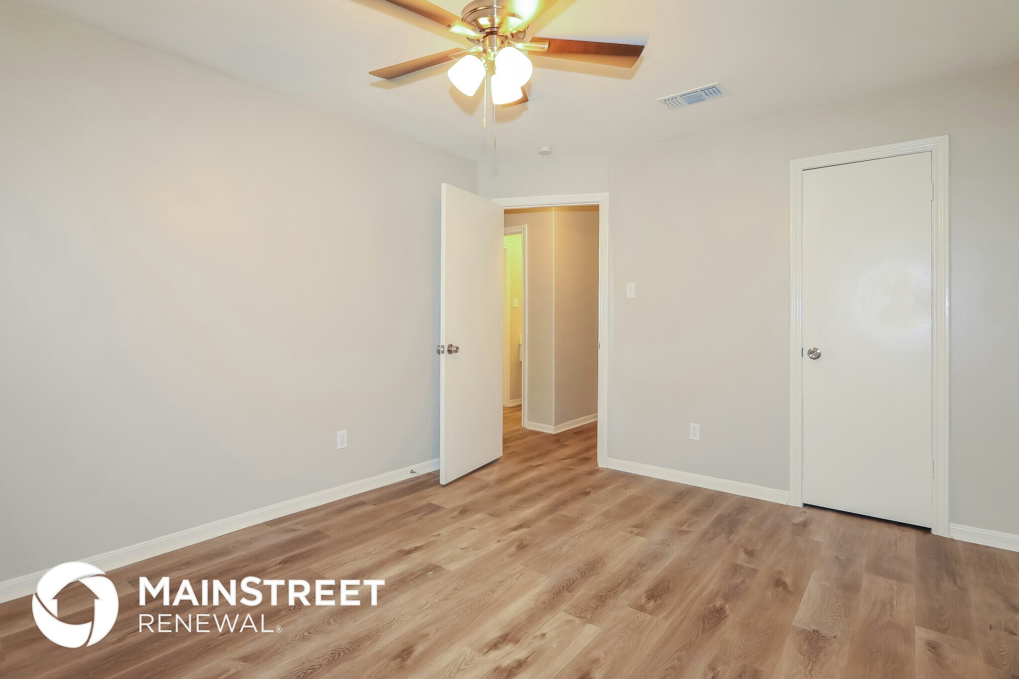 Building Photo - 25414 Foxbriar Ln
