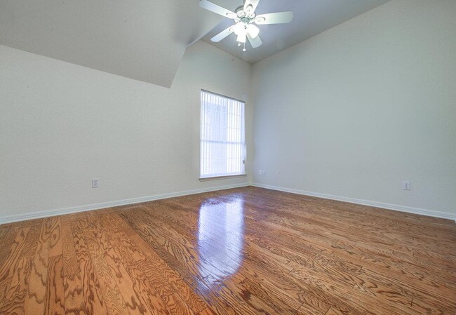 Building Photo - 8317 Pommel Dr