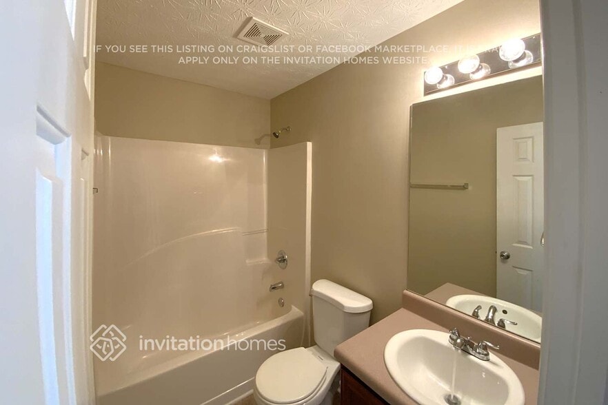 Building Photo - 937 Parkside Pl Ave