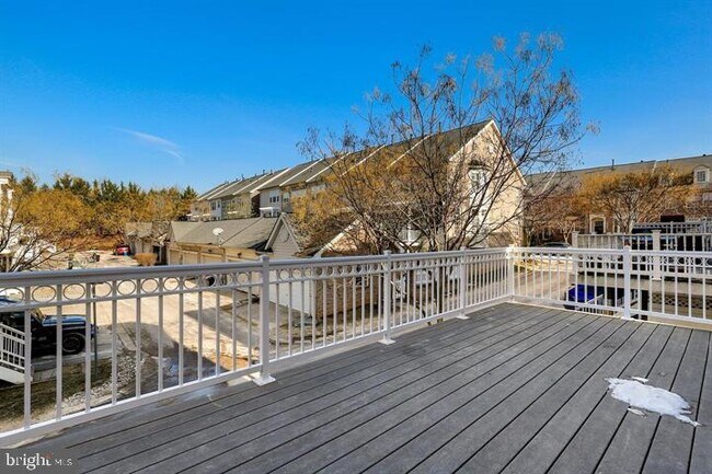 Building Photo - 23411 Rainbow Arch Dr