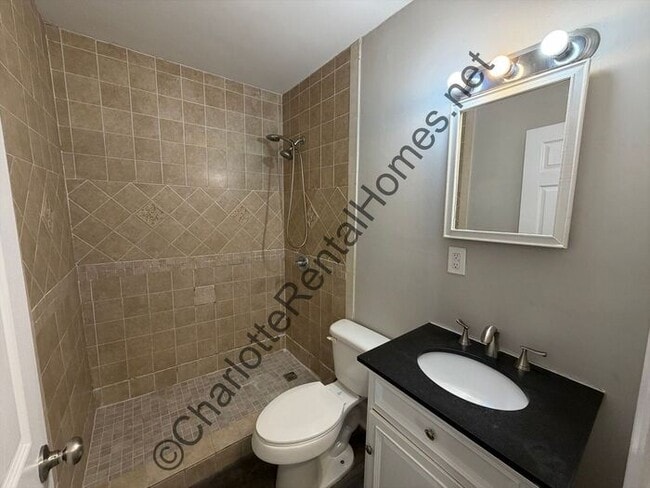 Building Photo - Nice ranch home in Concord