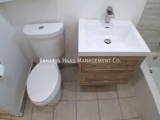 Building Photo - 6524 Orange Ave