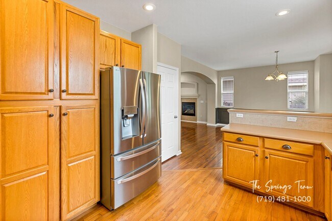 Building Photo - CHARMING, RECENTLY REMODELED 3BD HOME w/ E...
