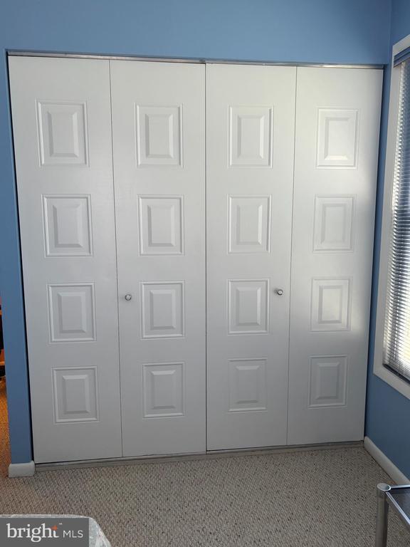 Building Photo - 2100 Mager Dr