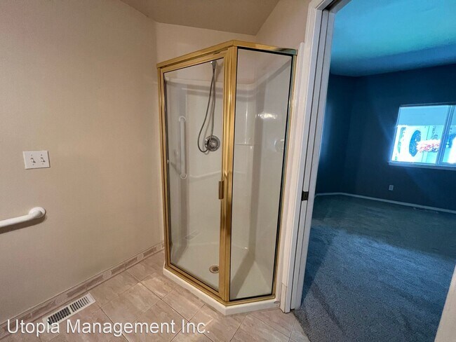 Building Photo - 2 br, 2.5 bath House - 2170 28th Street