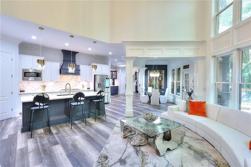 Building Photo - 2676 Brickell Square
