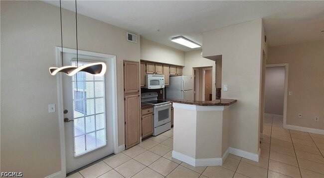Building Photo - 23500 Walden Center Dr