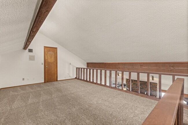 Building Photo - 630 S 276th E Ave