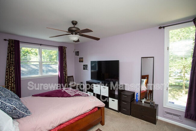Building Photo - 901 Kresson Rd