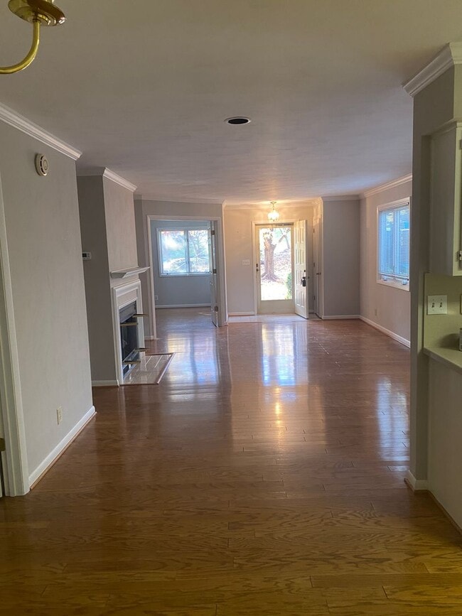 Building Photo - One Level 2 Bedroom, 2 Bath Condo in SW City