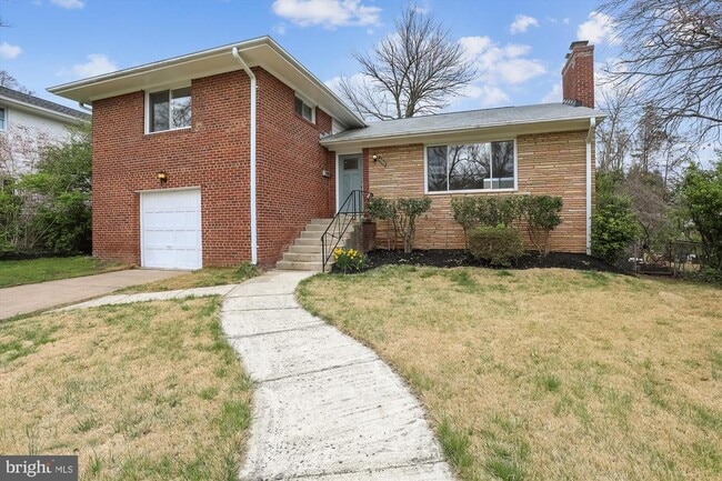 Building Photo - 4503 Traymore St