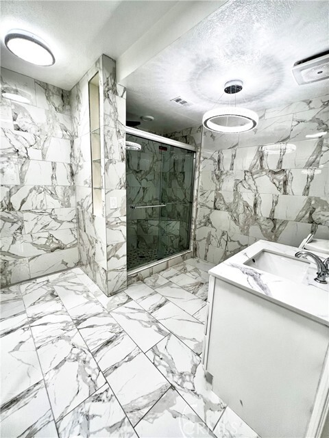 Building Photo - 5412 Athens Cir