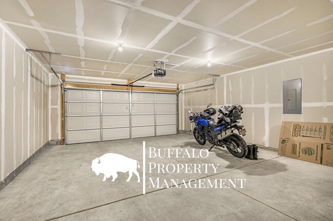 Building Photo - Welcome to Your Dream Home in Sugar City!