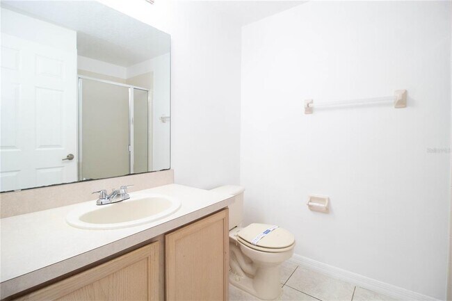 Building Photo - 667 Downing Cir