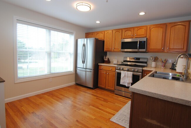 Building Photo - 109 Overlook Cir